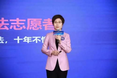 登上央视《法律讲堂》的上海律师，荣获“最美志愿者”！