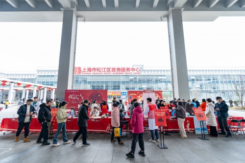 诚至信律所积极参与学雷锋日志愿服务活动，传递法律正能量